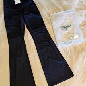 HALARA UltraSculpt Black Leggings